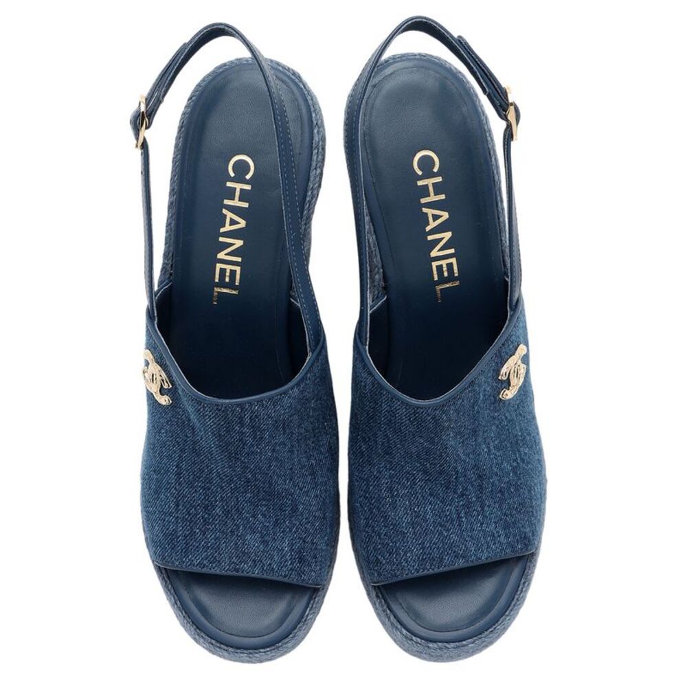 Chanel Washed Denim CC Wedge Sandals - Size 8.5 / 38.5 - Picture 5 of 8